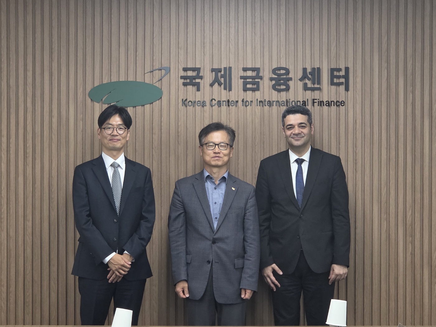 센터동정 이미지 샘플